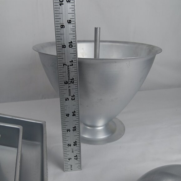 9 Lot Professional Lrg Cake Baking Pan Hexagon Bakeware Performance Pan - Picture 6 of 8